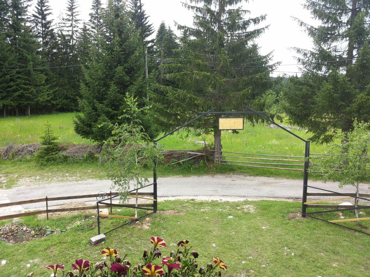 Holiday Home Stella Star Zabljak  Luaran gambar